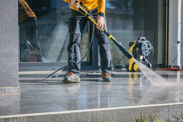 Best Vinyl Siding Pressure Washing in Medina, MN