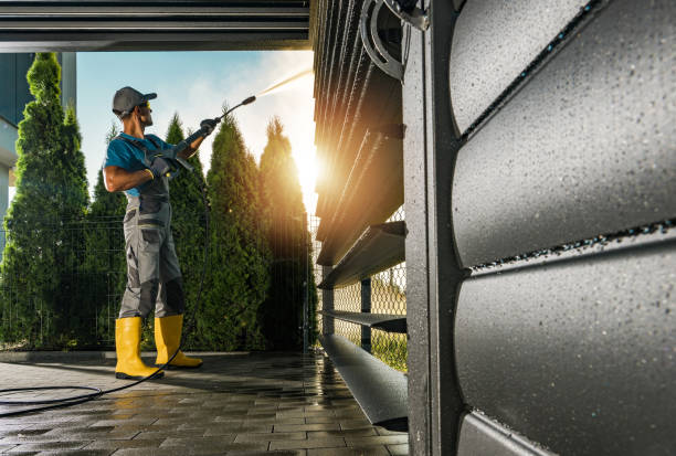 Best Deck and Patio Pressure Washing in Medina, MN